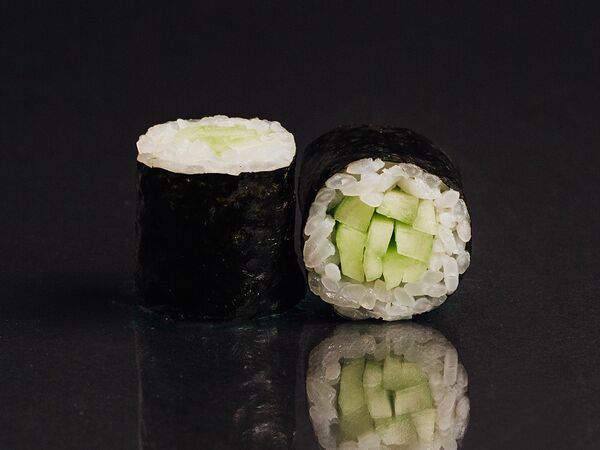 Fish & rice - Ролл Маки огурец
