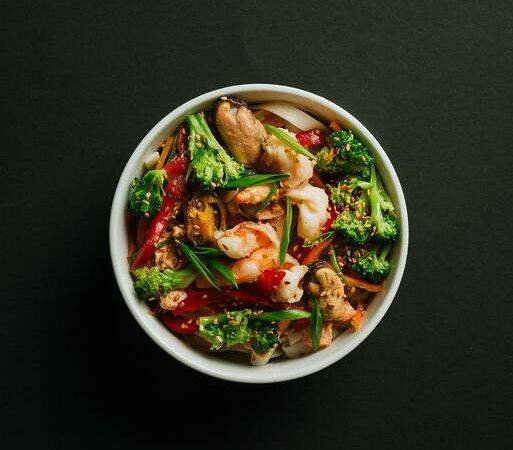 Wasabi - Лапша с морепродуктами в соусе сифудо