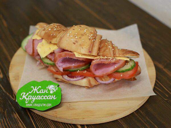 Жан Круассан - Круассан с ветчиной и сыром