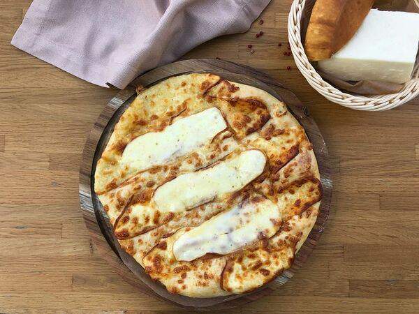 Лето на поляне - Хачапури 2 вида сыра