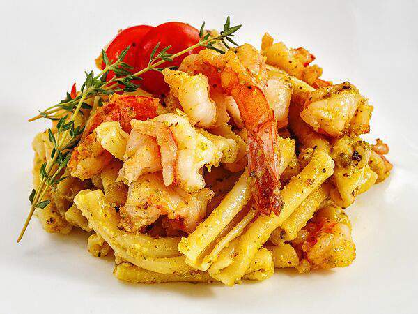 Familia - Итальянская паста Казаречче с креветками