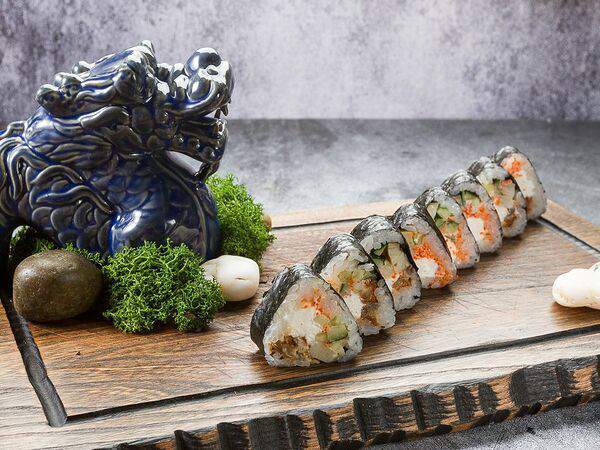 Duran Bar & Grill - Пирамида ролл