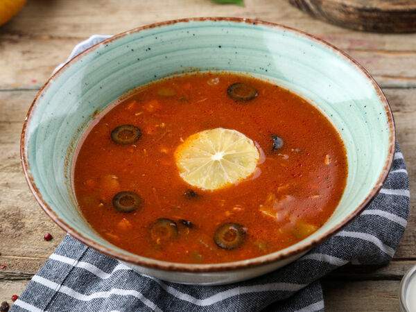 Большие Тарелки - Суп Солянка