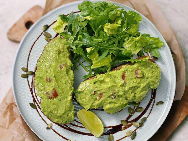 2A Concept. Coffee, Cake & Shop - Авокадо тосты