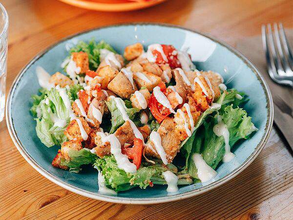 Щэлям - Салат Цезарь с курицей