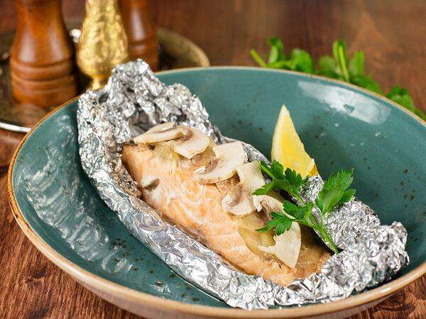 Чайхона - Стейк лосося на пару