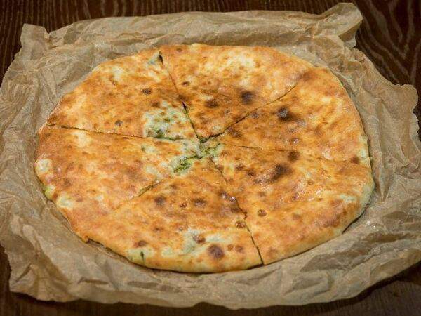 Bbsea jazz club - Хачапури со шпинатом и сыром