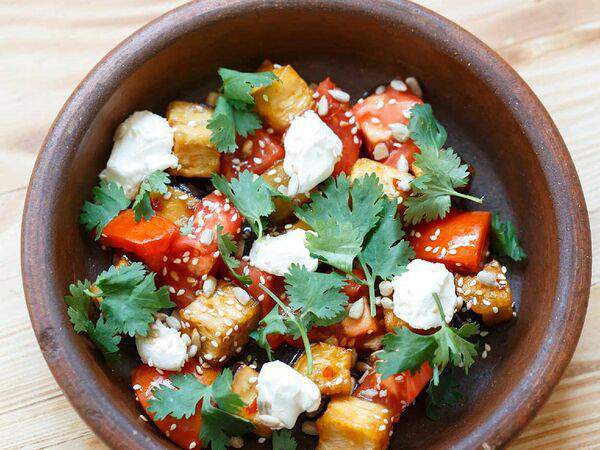 Бар Мажор - Салат с хрустящим баклажаном