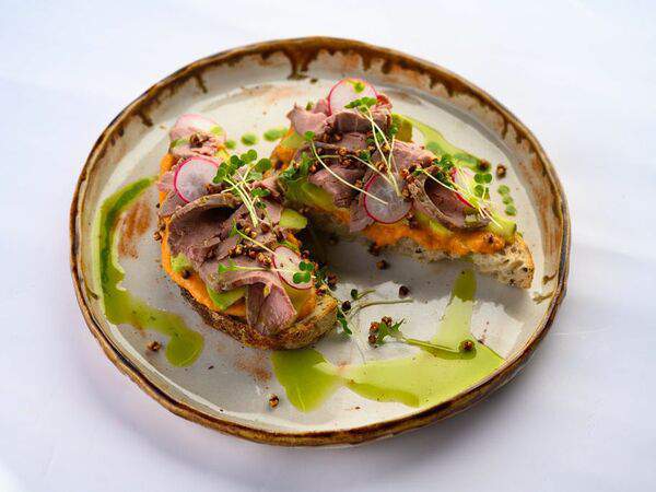 Vitae Healthy Food - Брускетта с ростбифом