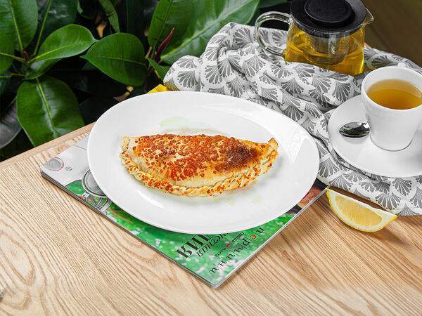 Перчини Grill & Wine - Кальцоне А-ля Хачапури