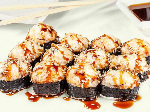 Роял пицца - С окунем. Запеченный ролл