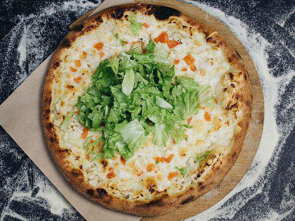 Local pizza - Цезарь