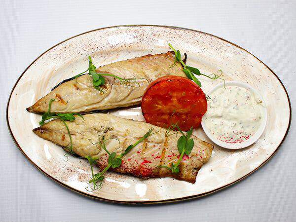 Гости - Скумбрия с овощами