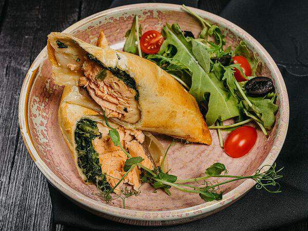 Best Hall - Лосось Веллингтон