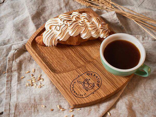 Debaton - Круассан с меренгой