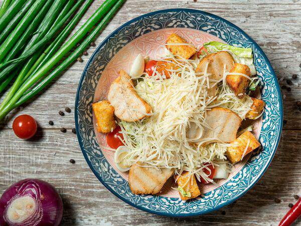 Миндаль - Цезарь с курицей