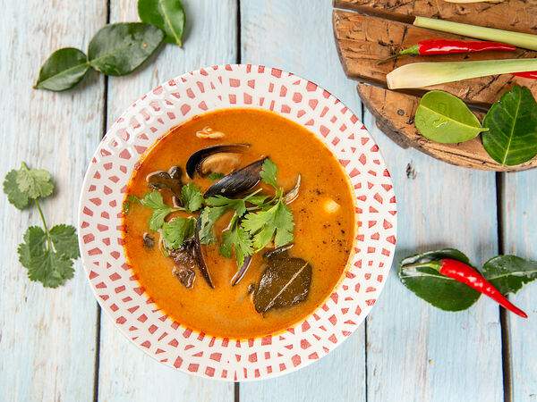 Fish Box - Том ям с морепродуктами