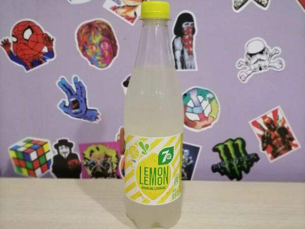 Кинотеатр Космос - 7Up Lemon Lemon газированный