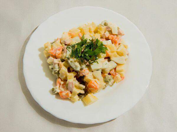 Тандыр - Салат Оливье