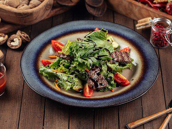 Ларисс Иванну Хачу! - Теплый салат с телятиной