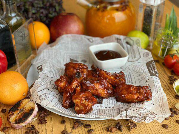 Июль - Куриные крылья BBQ