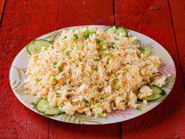 Девять драконов - Жареный рис с яйцом