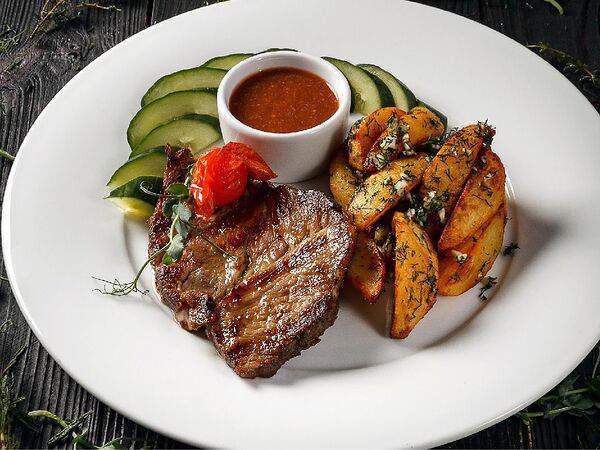 Villa Ченто - Буженина на гриле