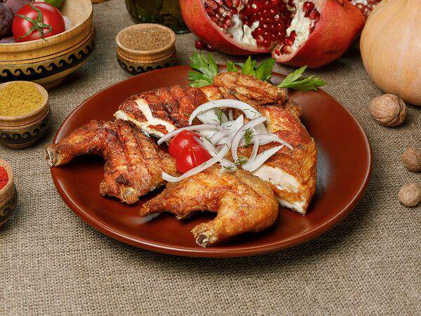 Горки 10 - Цыпленок табака