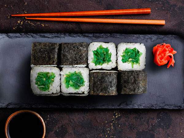 Redwok - Ролл с чукой