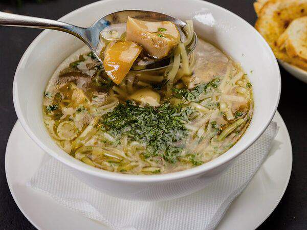 Соседи - Суп-лапша с белыми грибами