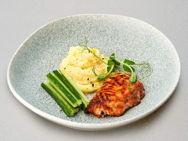 Mojo - Копченый лосось с пюре