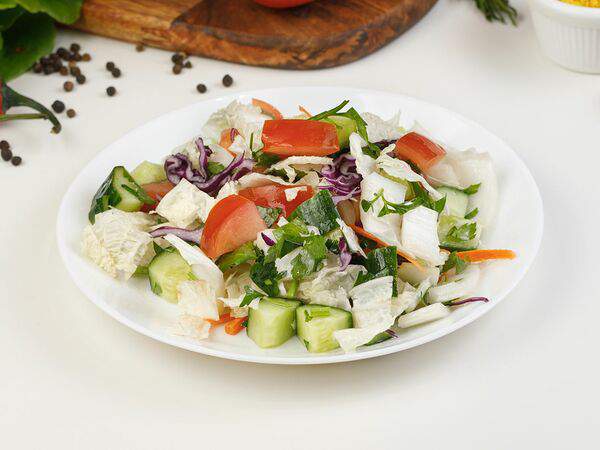 Кафе Бадо - Салат овощной