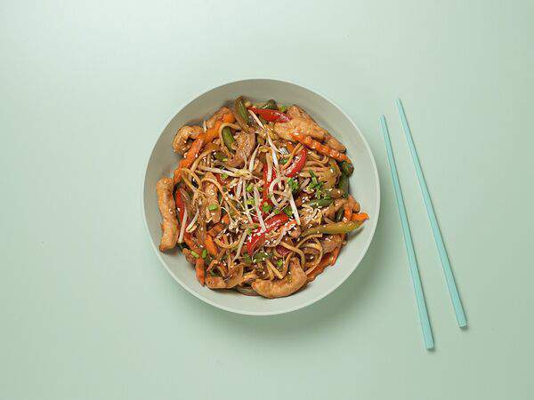 Rollwell - Wok со свининой