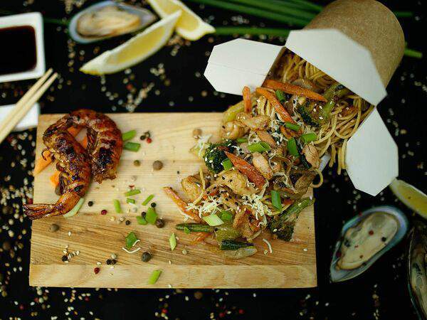 Катана - Сливочный рамен с лососем и креветкой