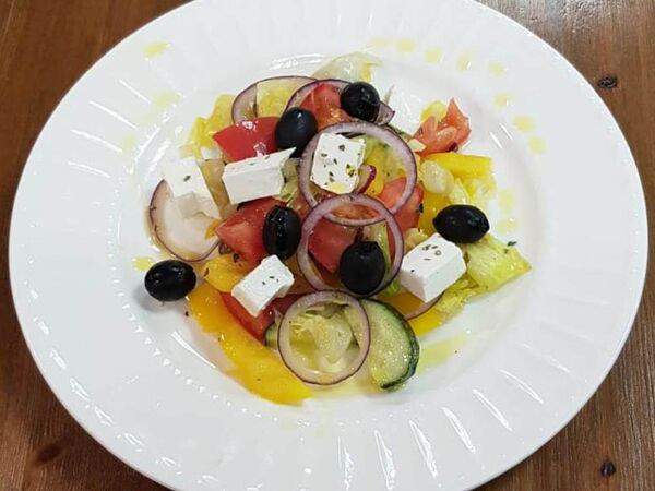 Пельменьок - Салат Греческий