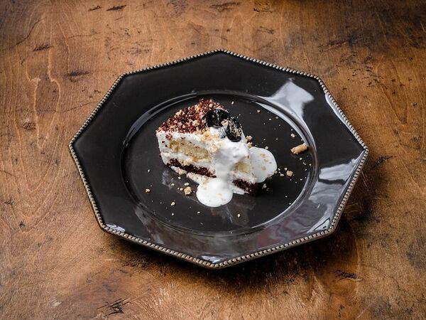 Уголек - Сметанник