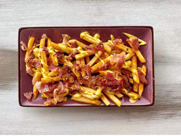 Gringo tacos bar - Картофель фри с беконом