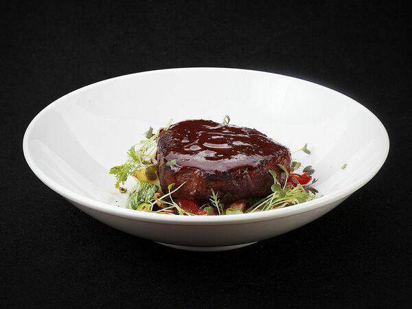 Sushi maki - Говядина в томатно-сливочном соусе