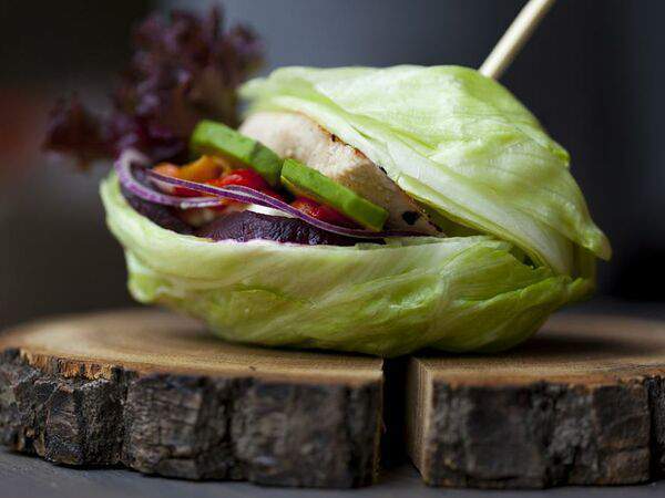 Залив - Фитнес-бургер с куриным филе