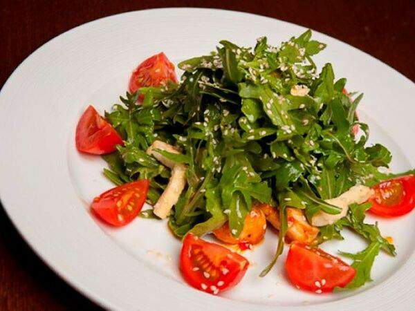 BBQ Cafe - Руккола с куриным филе