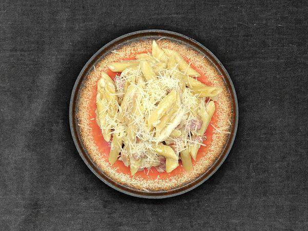 Пармезани Посыпали - Паста Карбонара