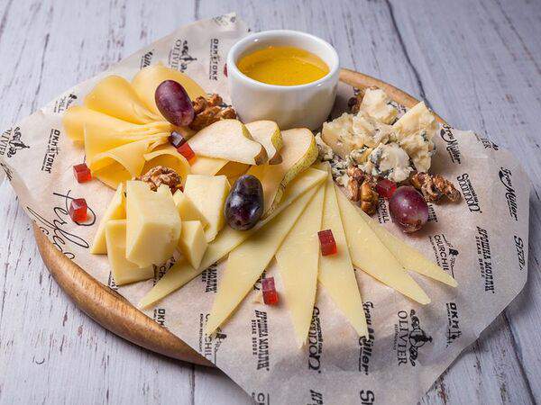 Шеннон - Тарелка благородных сыров