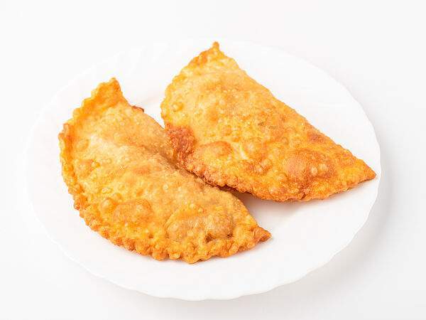 Бахетле - Чебуреки с мясом жареные