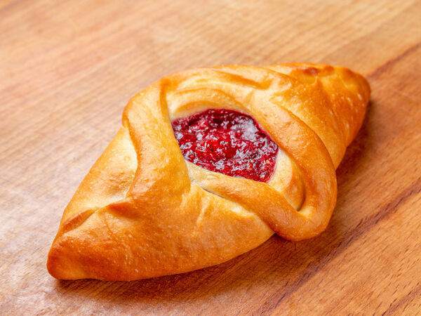 Вкусняшечная - Лакомка с красной смородиной