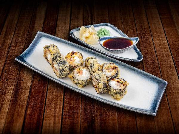 Тук-тук панда - Тёплый ролл с тунцом и хрустящим чили