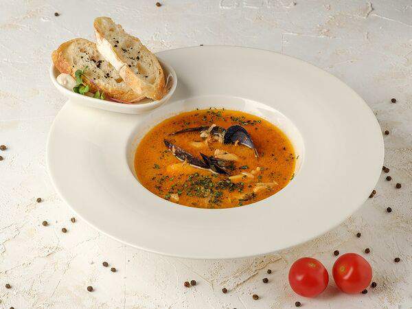 Гранат - Марсельский суп с мидиями и кальмарами