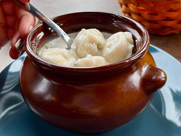 Хинкальная Ели Пили - Пельмени в сливочном соусе с зеленью