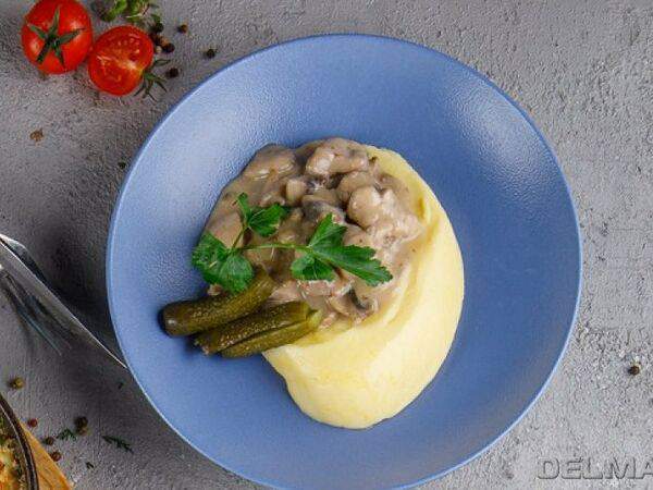 Кофейня №1 - Фрикасе из курицы с пюре