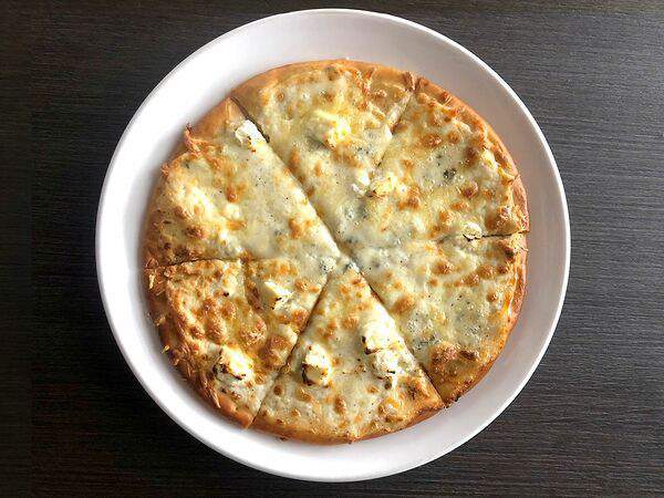 Библиотека №1 - Пицца четыре сыра