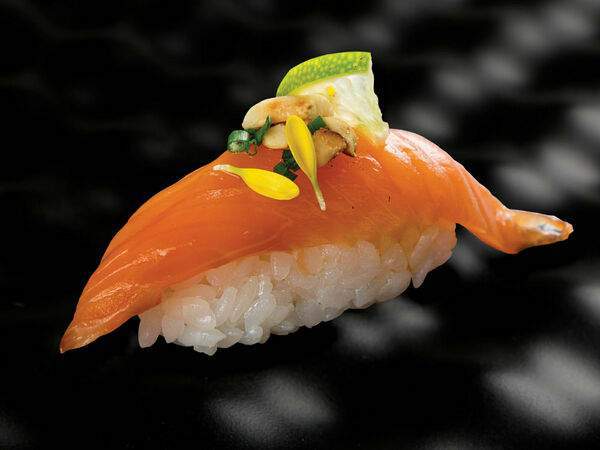 Mio - Суши Лосось копченый